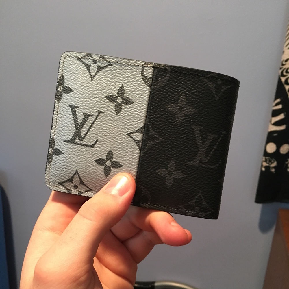 Louis Vuitton eclipse monogram multiple wallet - Picture 2 of 7